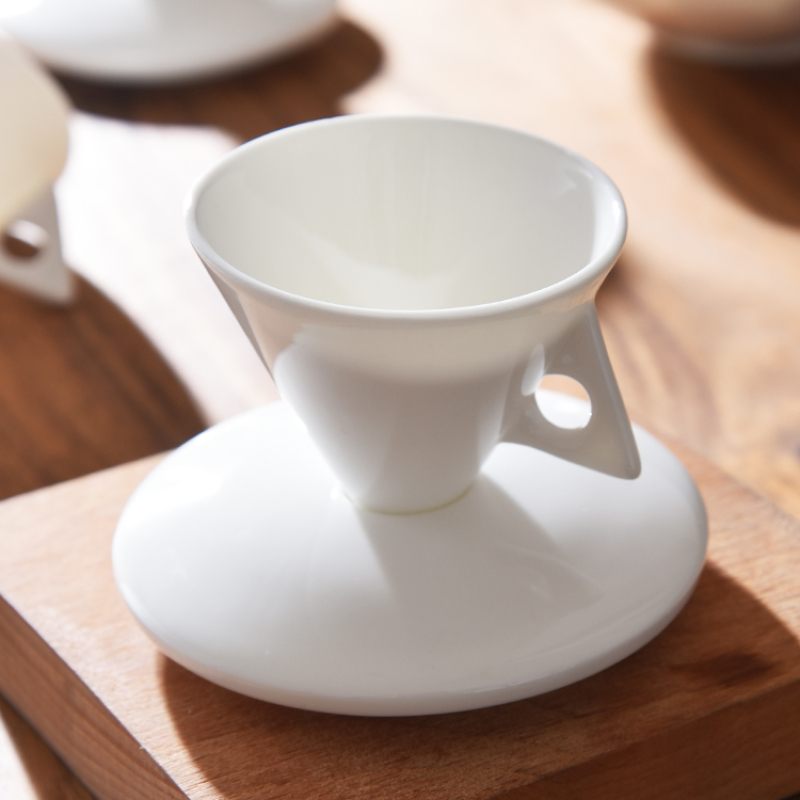 Bone China Handgezet koffiekop - Espresso Cup Saucer recensie en prijs